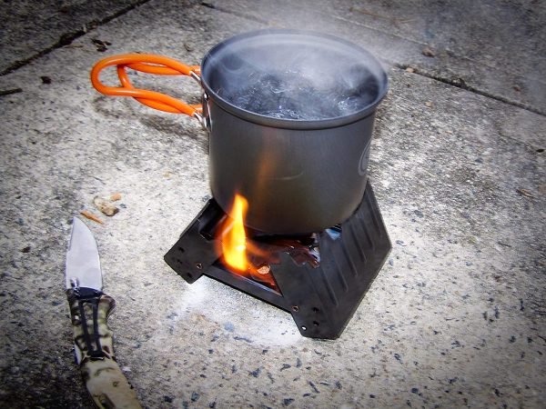 Emergency Stove With Fuel Cubes - BeReadyFoods.com